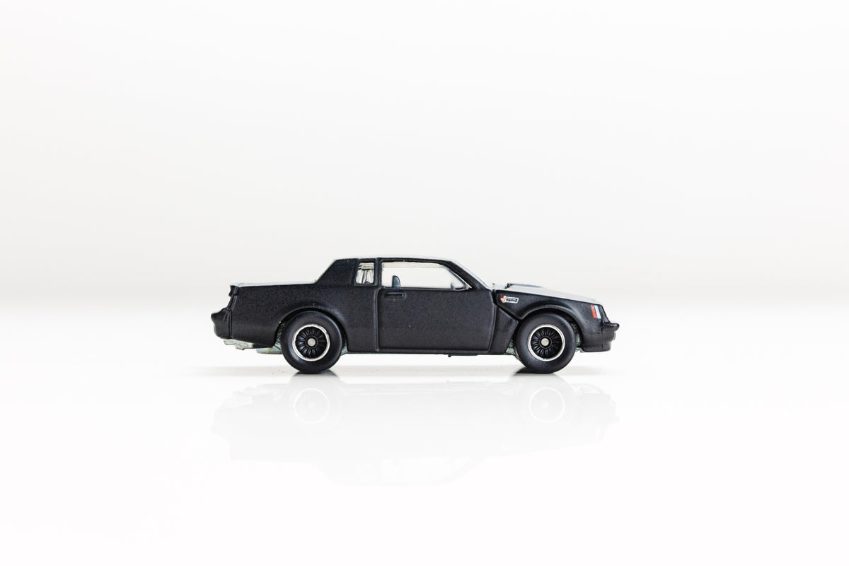 LOOSE Buick Grand National - Boulevard