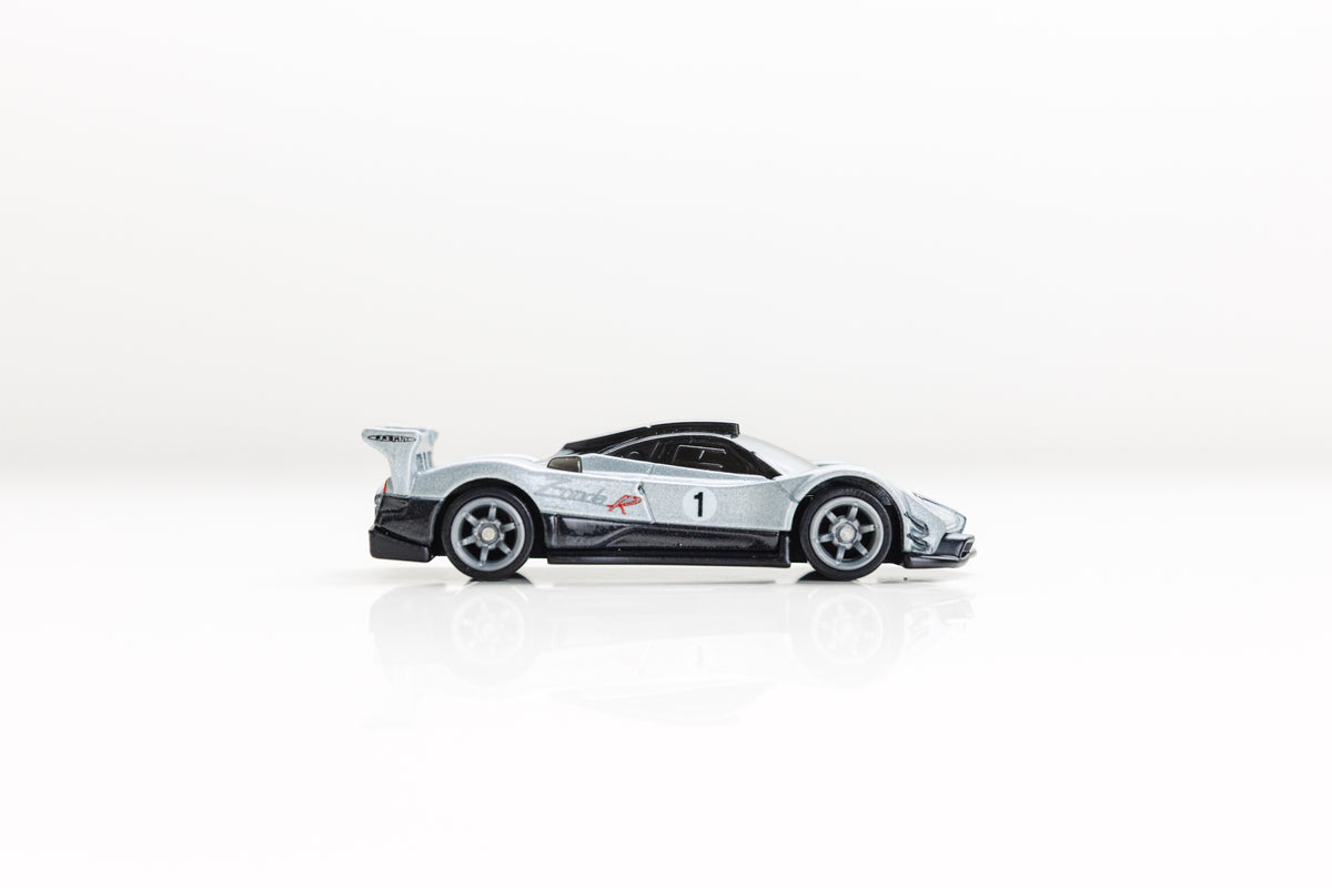 LOOSE Pagani Zonda R - Car Culture