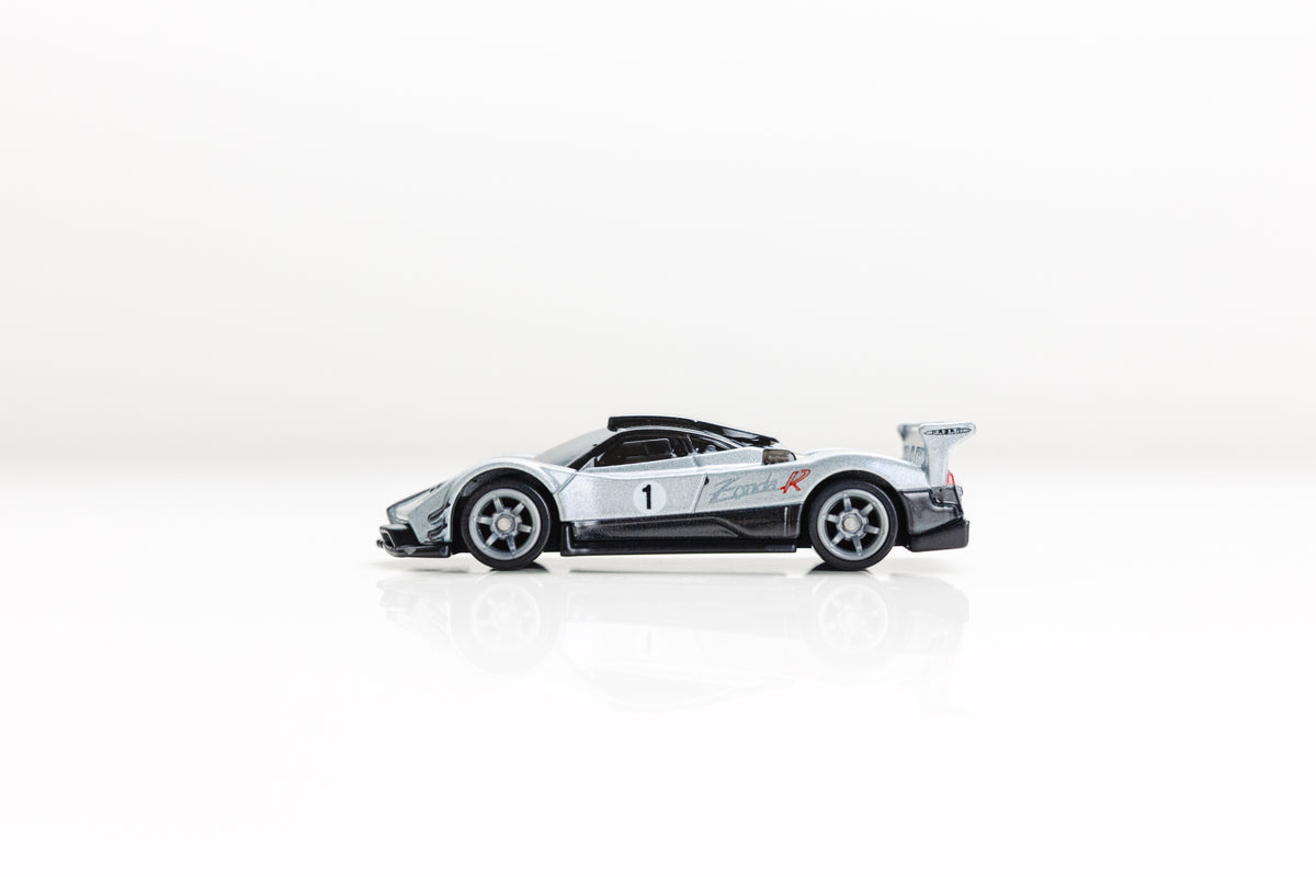 LOOSE Pagani Zonda R - Car Culture