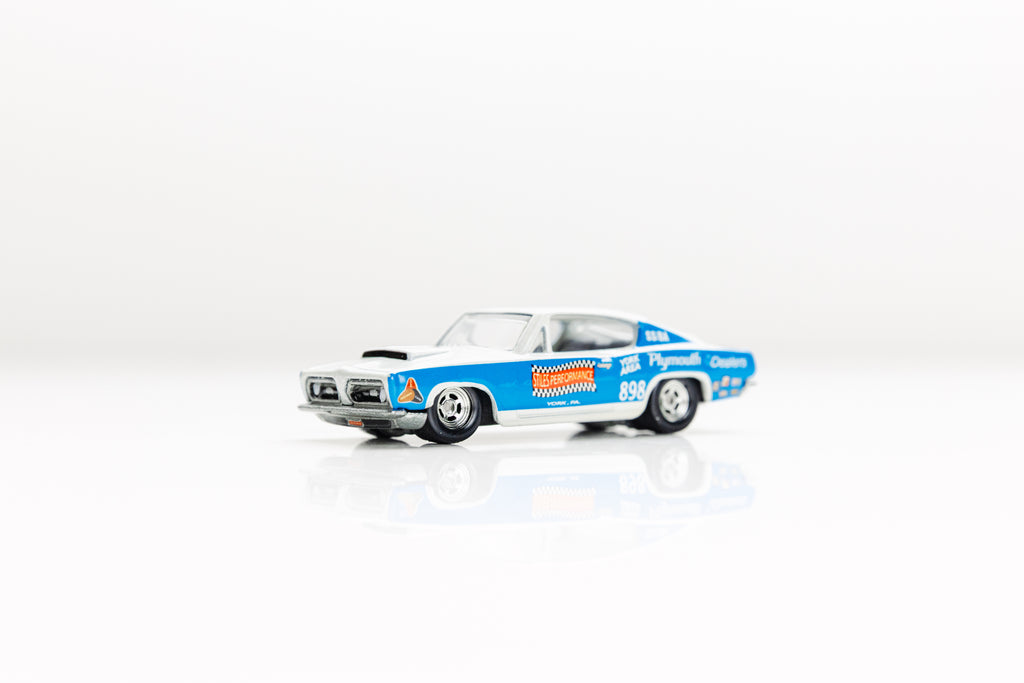 LOOSE Hemi Cuda - Drag Strip Demons