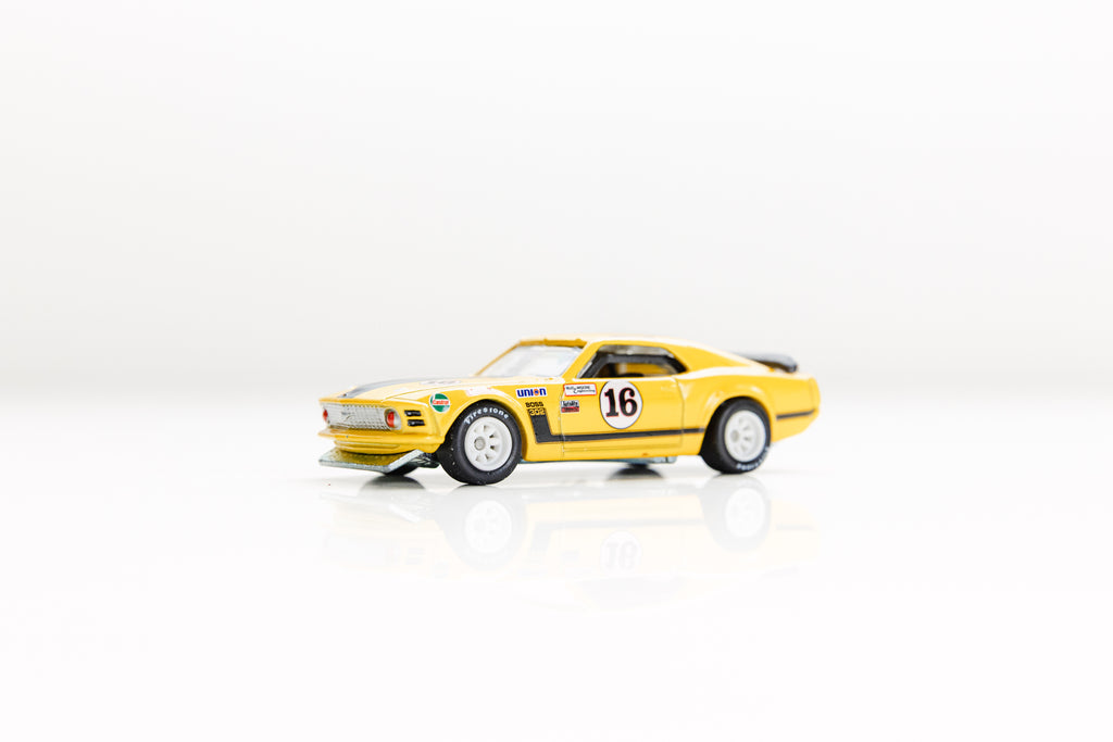 LOOSE '69 Ford Mustang Boss 302 - Vintage Racing