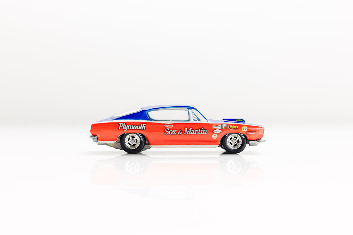 LOOSE Hemi Cuda - Drag Strip Demons