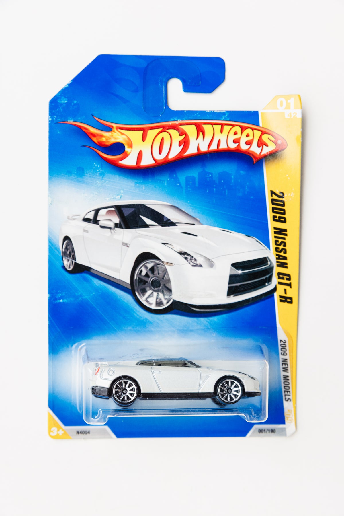 2009 Nissan GT-R - 2009 New Models (Damaged Card)