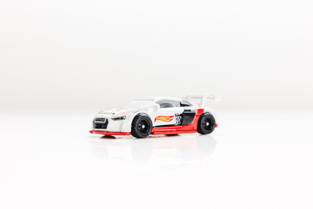 LOOSE Audi R8 LMS - Car Culture