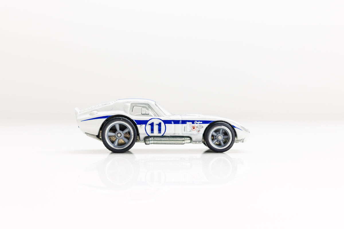 LOOSE Shelby Cobra Daytona - Garage