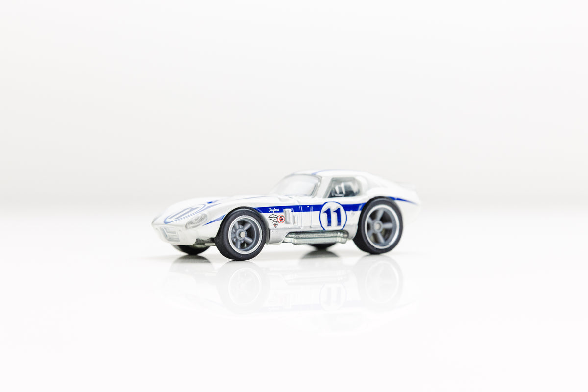 LOOSE Shelby Cobra Daytona - Garage