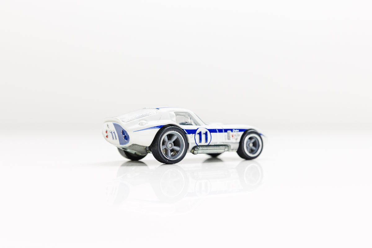 LOOSE Shelby Cobra Daytona - Garage