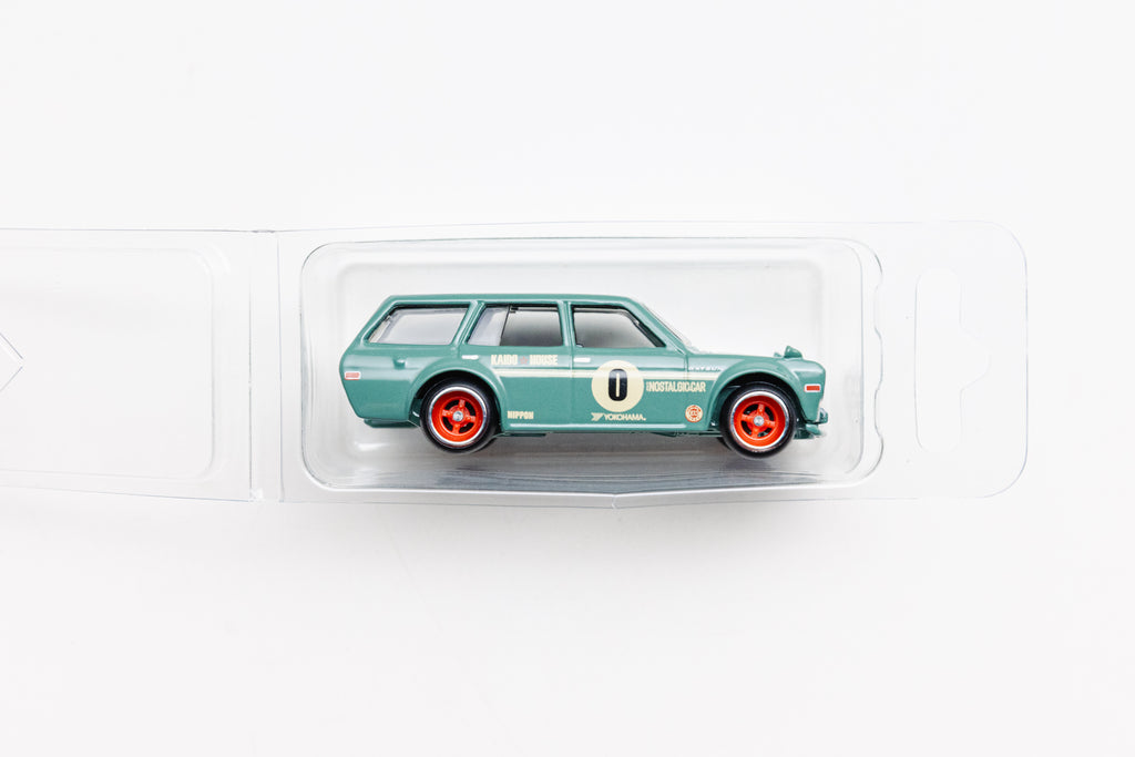 LOOSE Datsun 510 Wagon - Nissan Diorama