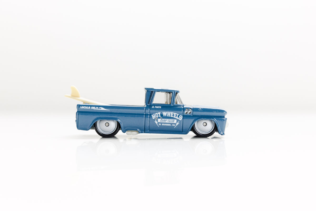 LOOSE '62 Chevy Pickup - Diorama