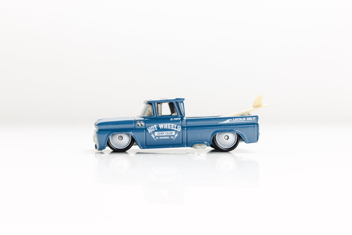 LOOSE '62 Chevy Pickup - Diorama
