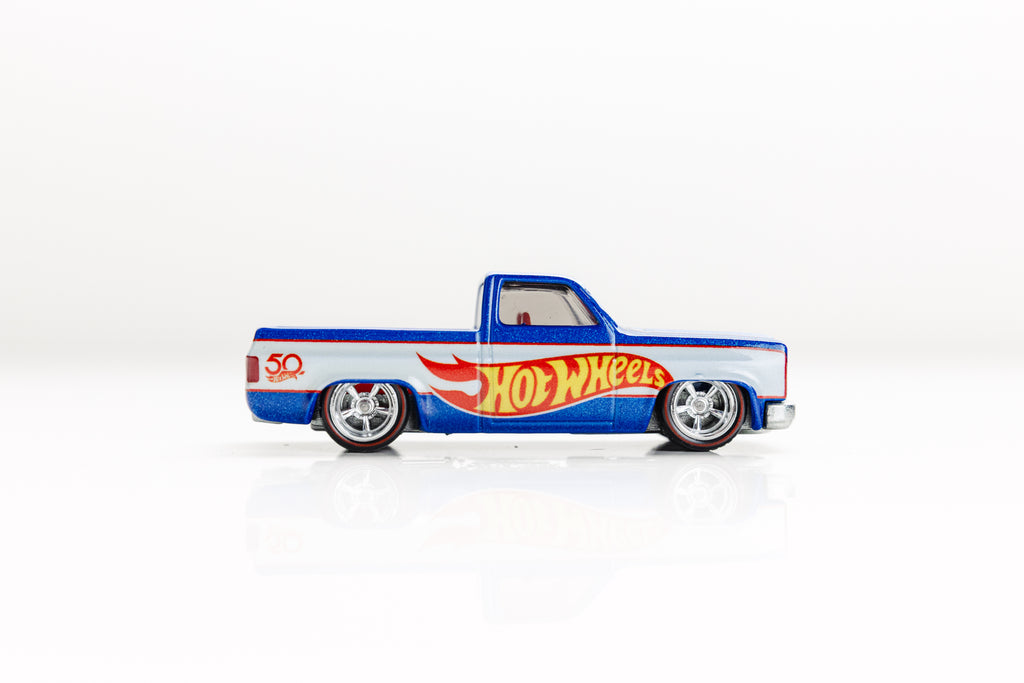 LOOSE '83 Chevy Silverado - Display Case