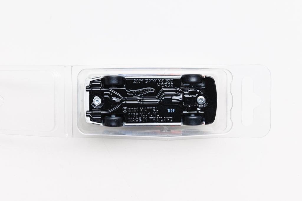 LOOSE 2001 BMW M5 - BMW Diorama