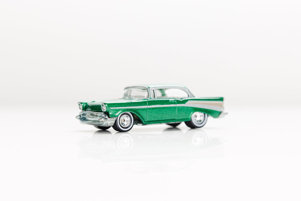 LOOSE '57 Chevy - Holiday Rods