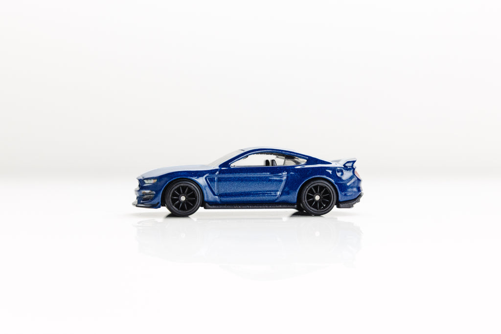 LOOSE Ford Shelby GT350R - Fast & Furious