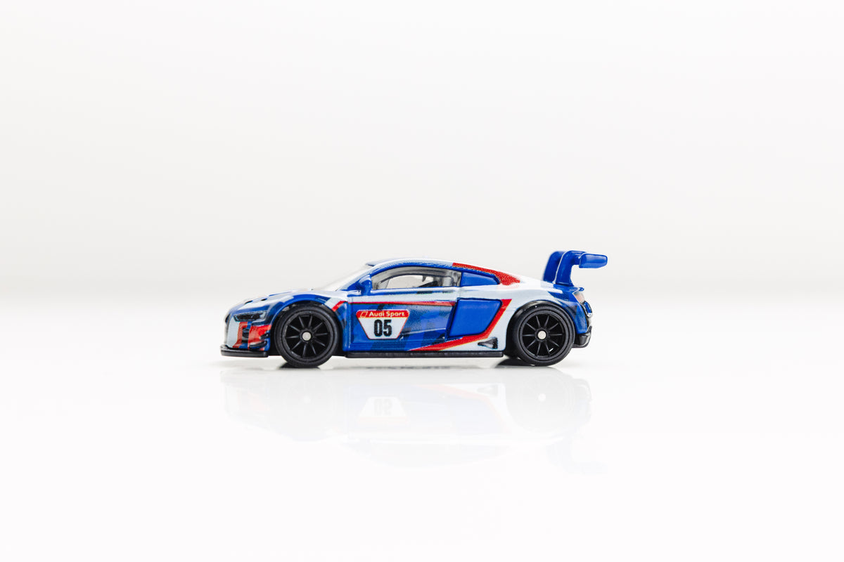 LOOSE Audi R8 LMS - Car Culture
