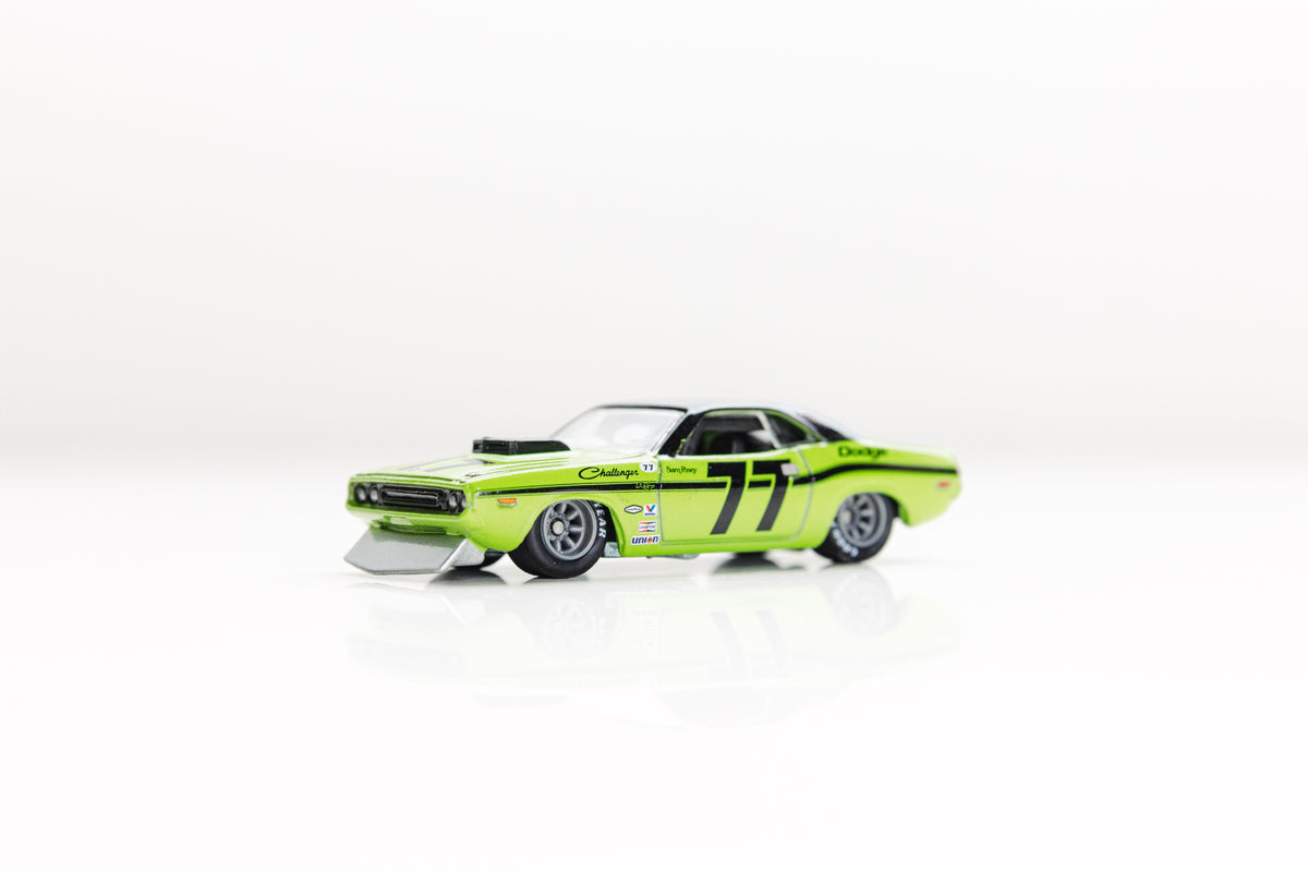 LOOSE '70 Dodge Challenger - Vintage Racing