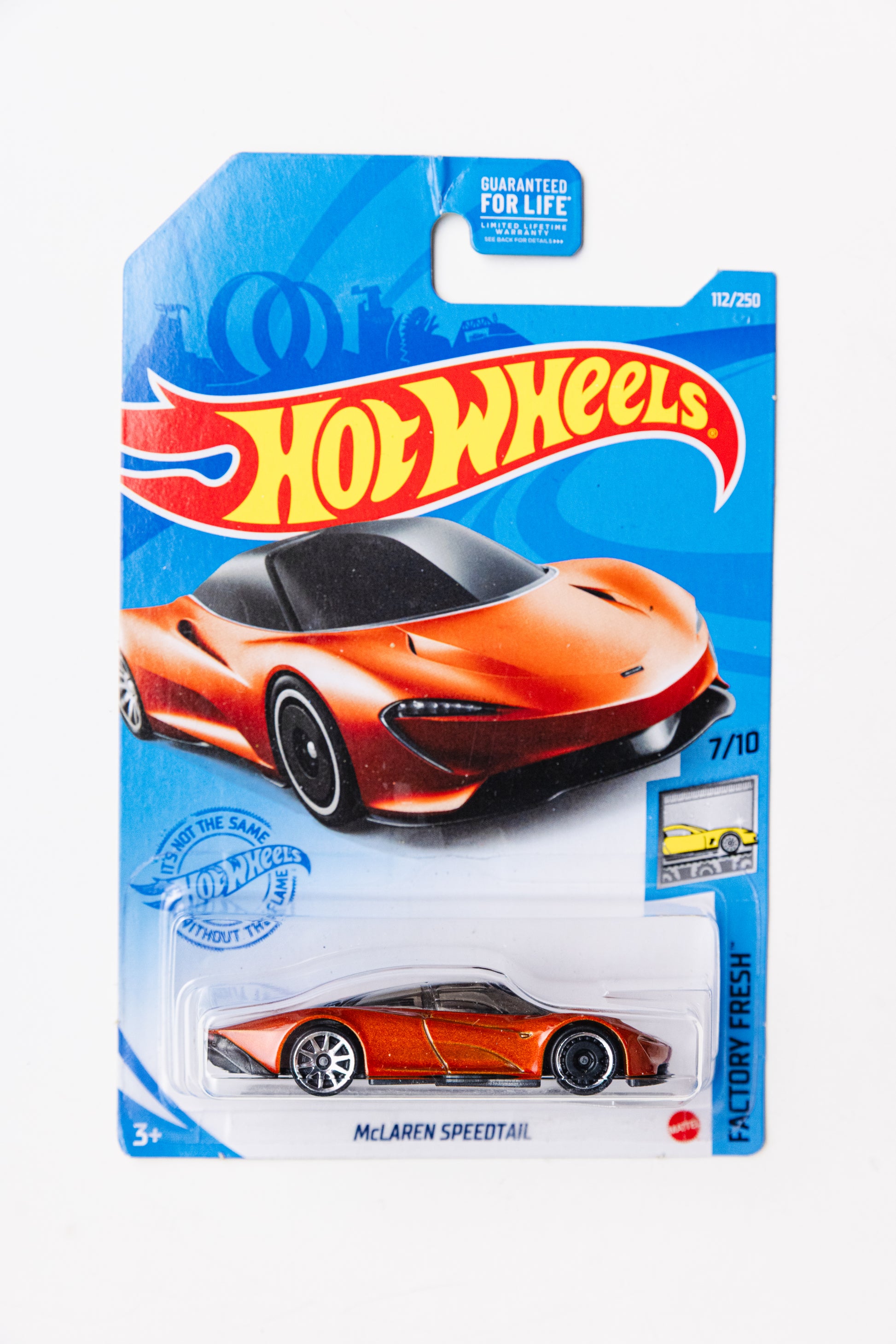 McLaren Speedtail - Factory Fresh (Damaged Card)