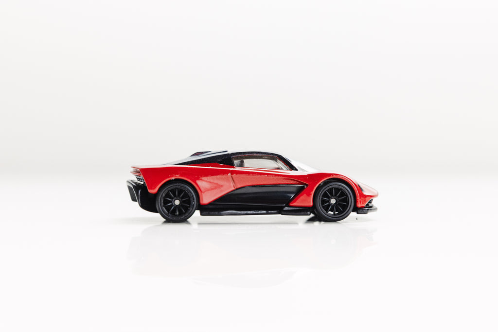 LOOSE Aston Martin Valhalla - Car Culture