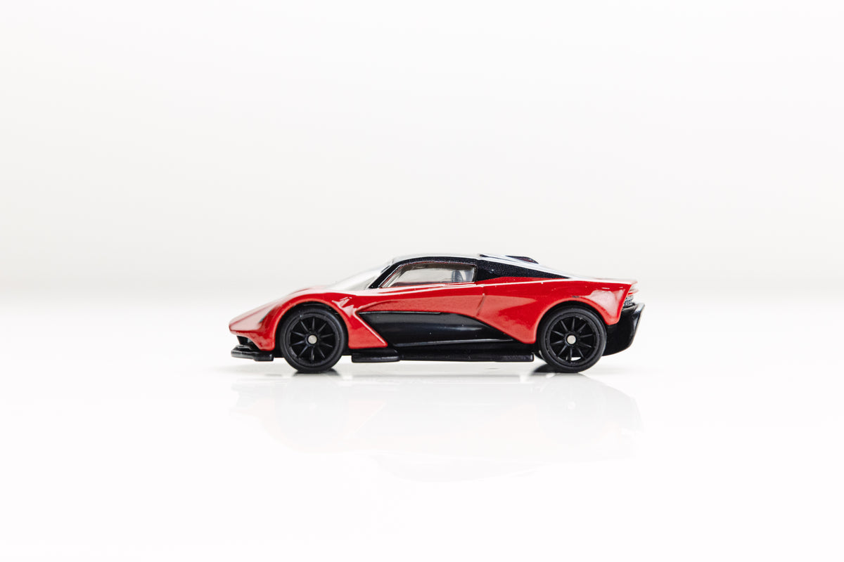 LOOSE Aston Martin Valhalla - Car Culture