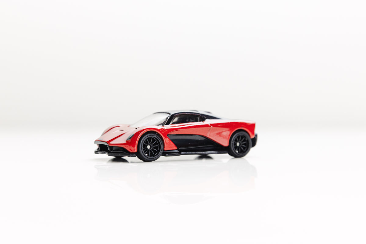 LOOSE Aston Martin Valhalla - Car Culture
