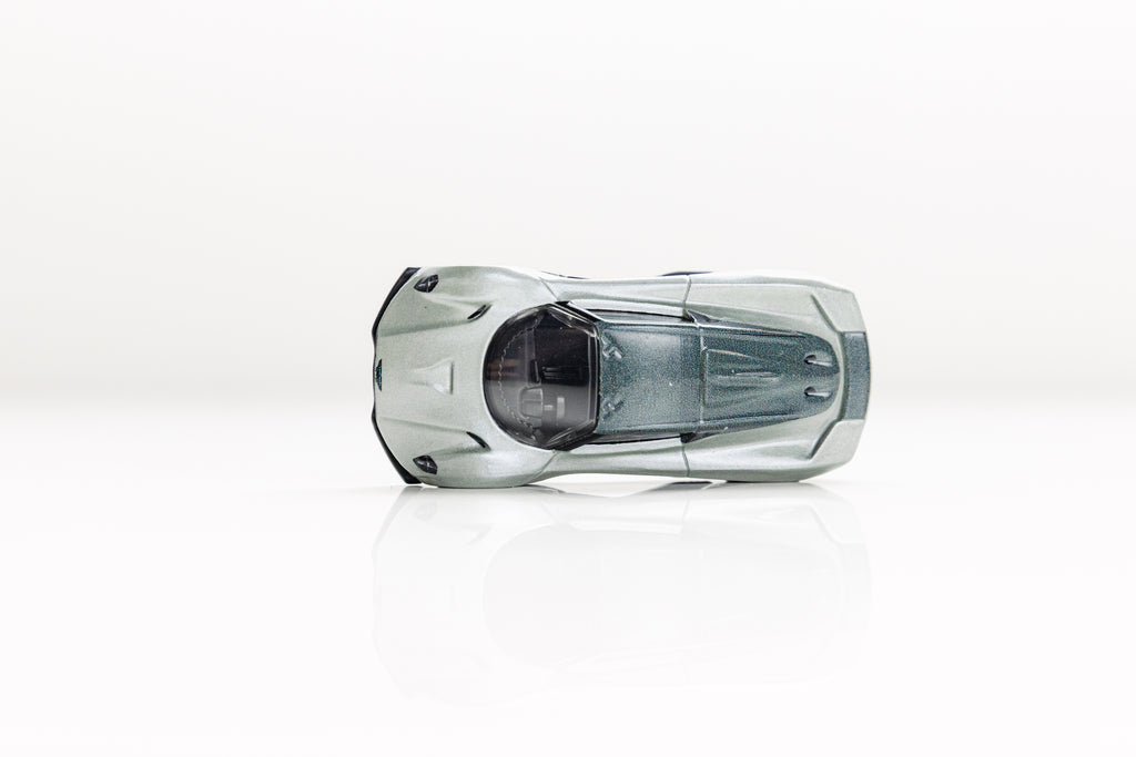 LOOSE Aston Martin Valhalla - Pop Culture