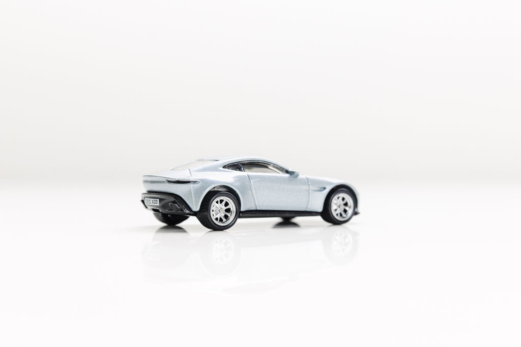 LOOSE Aston Martin DB10 - Pop Culture