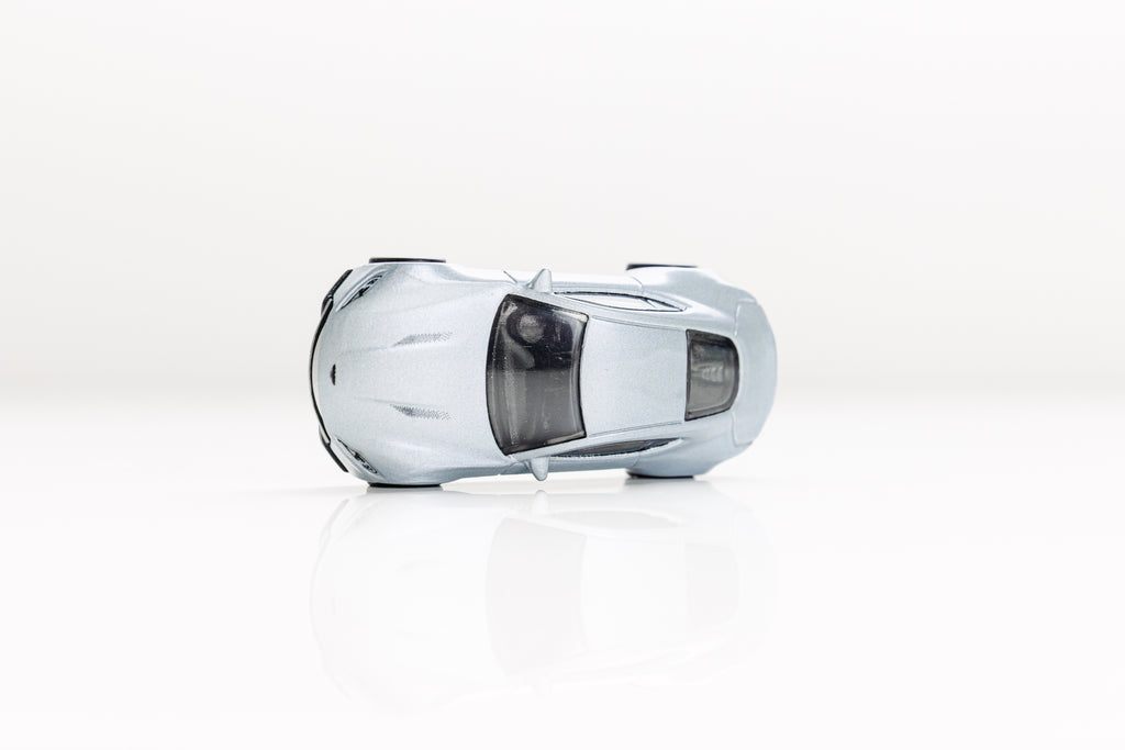 LOOSE Aston Martin DB10 - Pop Culture