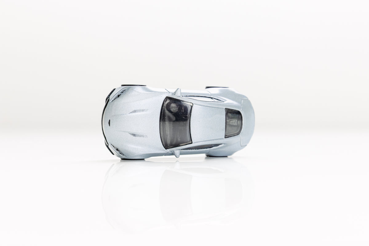 LOOSE Aston Martin DB10 - Pop Culture