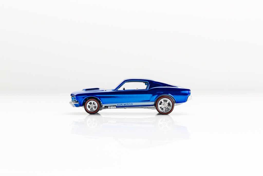 LOOSE Custom Mustang - Red Line Club