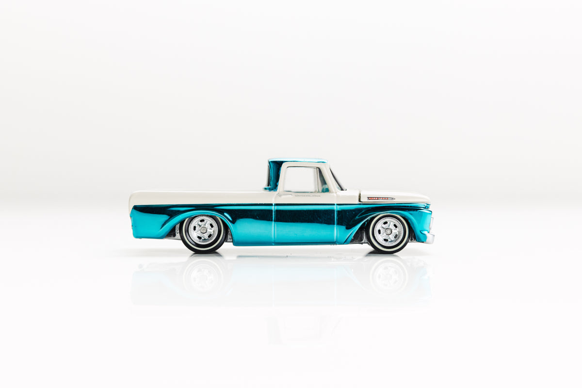 LOOSE 1962 Ford F100 - Red Line Club