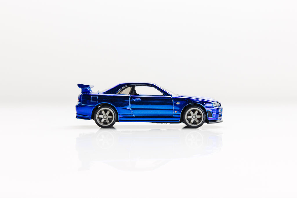 LOOSE Nissan Skyline GT-R (BNR34) - Red Line Club
