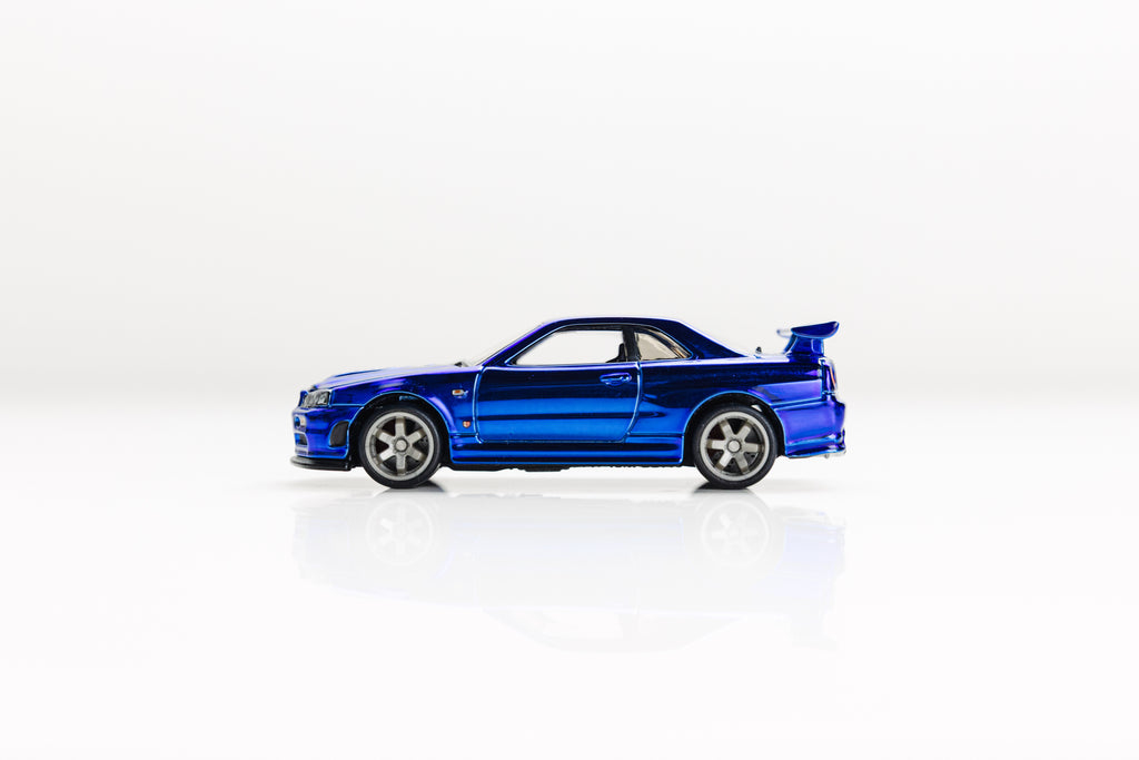 LOOSE Nissan Skyline GT-R (BNR34) - Red Line Club
