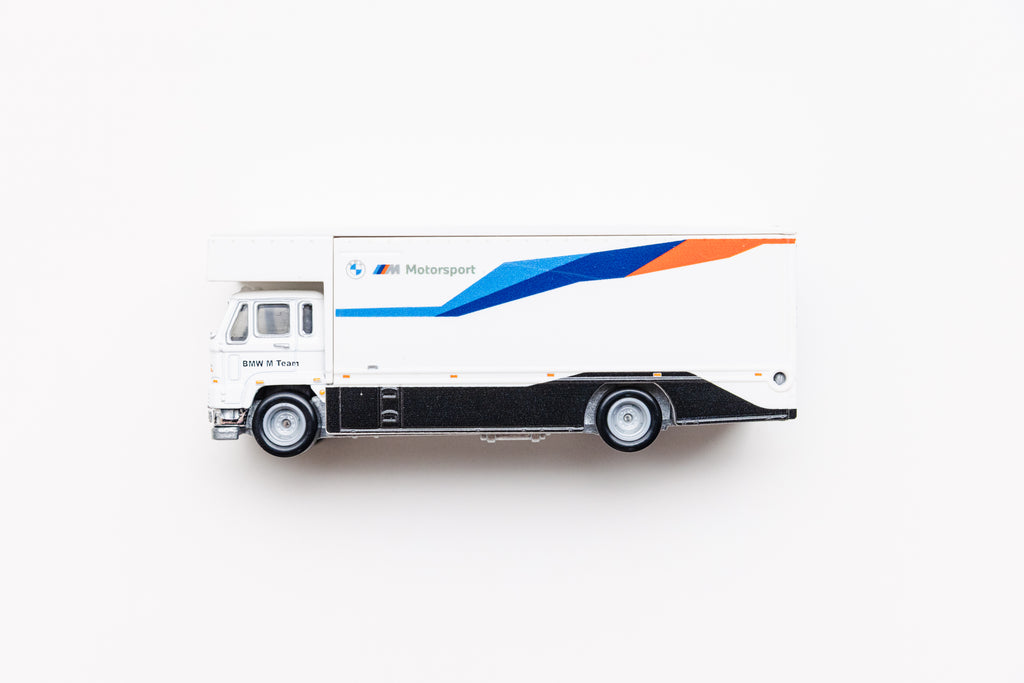 LOOSE Fleet Flyer - BMW Diorama