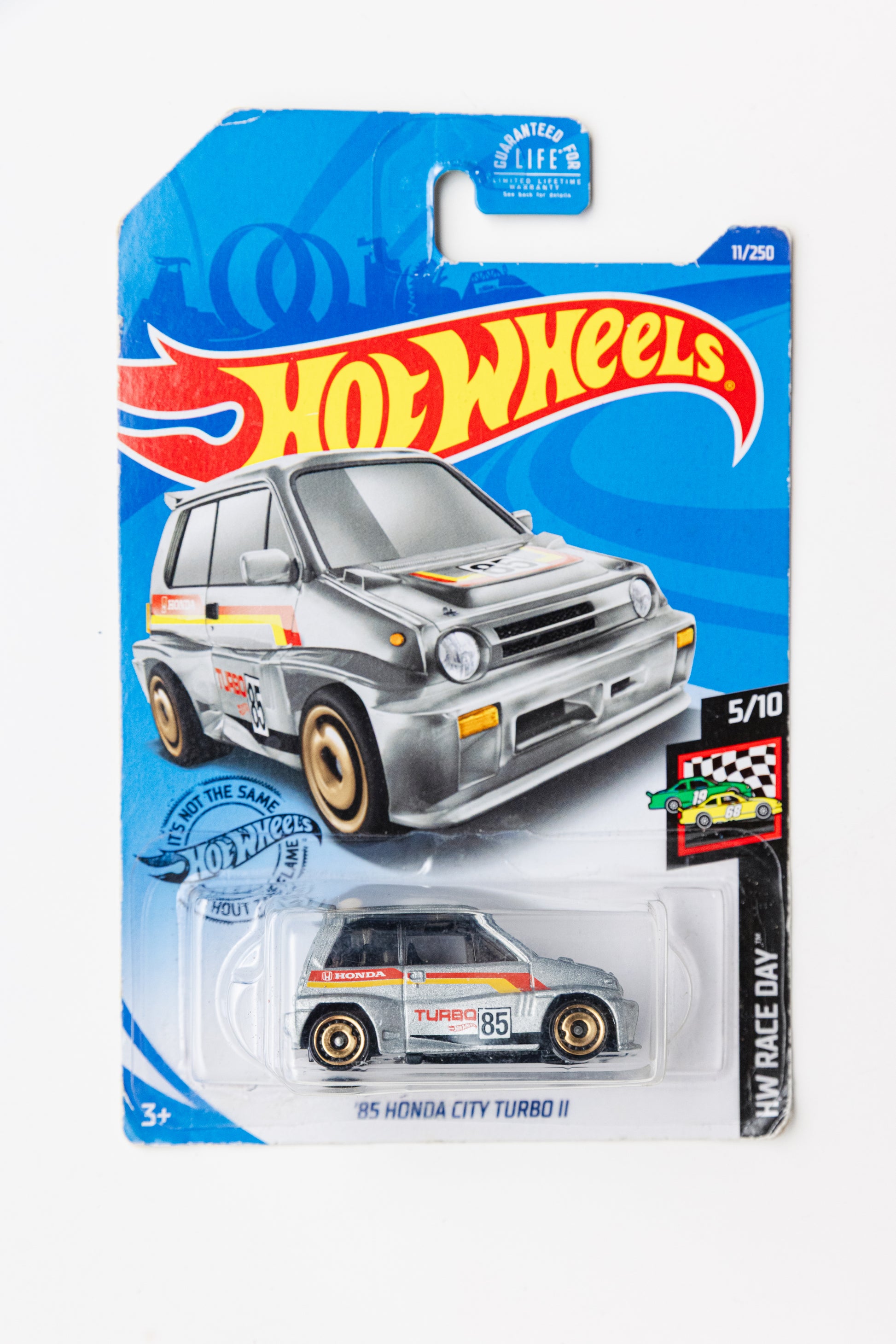 '85 Honda City Turbo II - HW Race Day (Damaged Card)