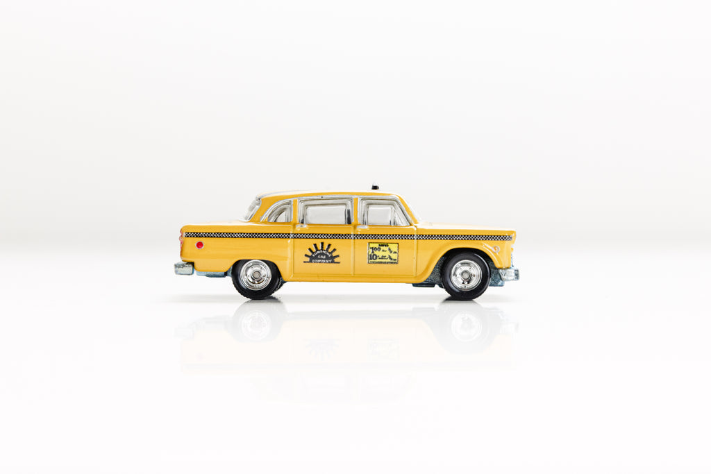LOOSE Checker Marathon Cab - Retro Entertainment