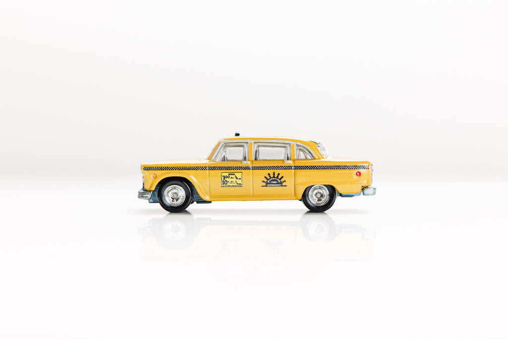 LOOSE Checker Marathon Cab - Retro Entertainment
