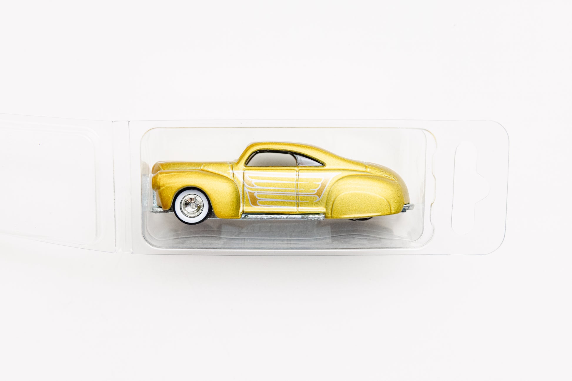 LOOSE Tail Dragger - Wayne's Garage