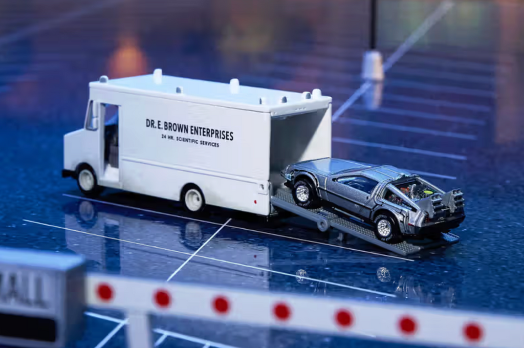 SDCC Back to the Future 40th Transporter - Comic Con (Sealed)